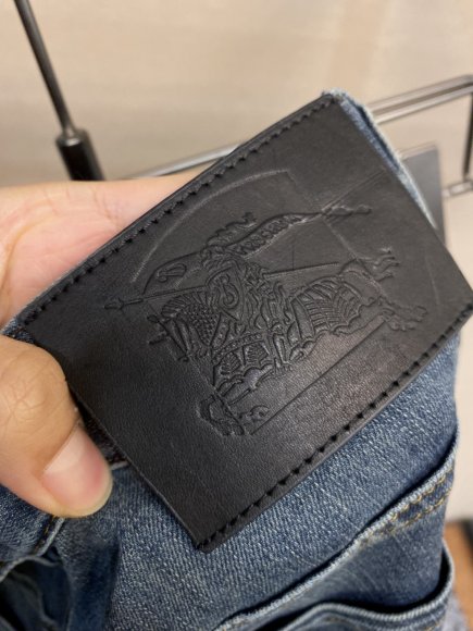 Burberry - Мужские штаны джинсы DZ_0312BU6 Burberry - Мужские штаны джинсы DZ_0312BU6