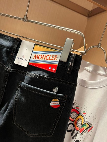 Moncler - Мужские штаны джинсы DF_0208MO6 Moncler - Мужские штаны джинсы DF_0208MO6