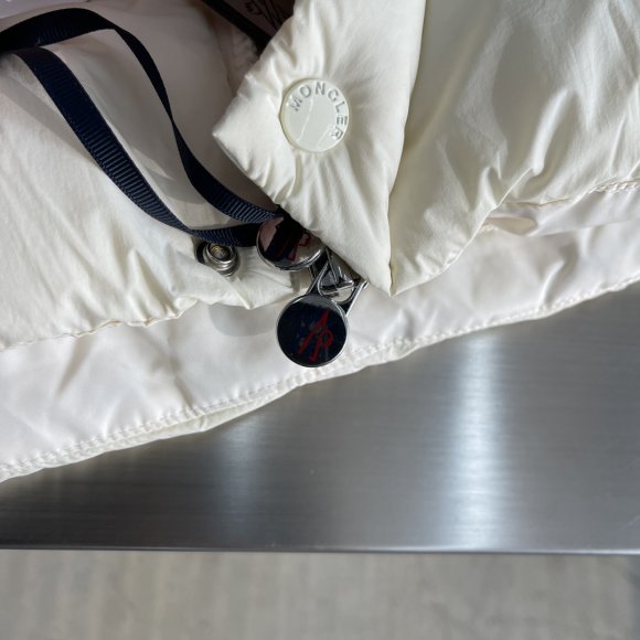 Moncler - Мужская куртка пуховик TJ_2310MO5