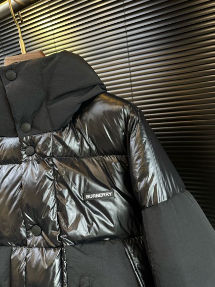 Burberry - Мужская куртка пуховик DZ-2411BU9