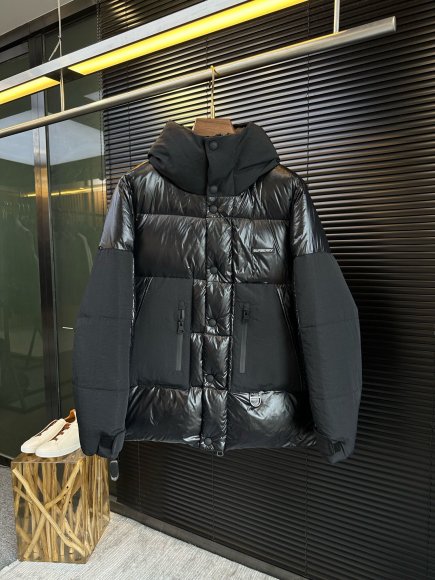 Burberry - Мужская куртка пуховик DZ-2411BU9