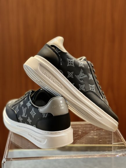 Louis Vuitton Beverly Hills - Мужские кроссовки RR_2209LV5 Louis Vuitton Beverly Hills - Мужские кроссовки RR_2209LV5