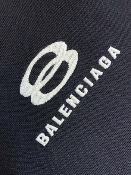 Balenciaga - Мужская футболка майка DZ_2203BA8 Balenciaga - Мужская футболка майка DZ_2203BA8