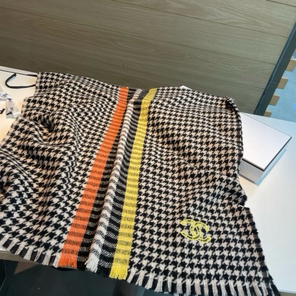 Chanel - Кашемировый шарф JX_0710CH4