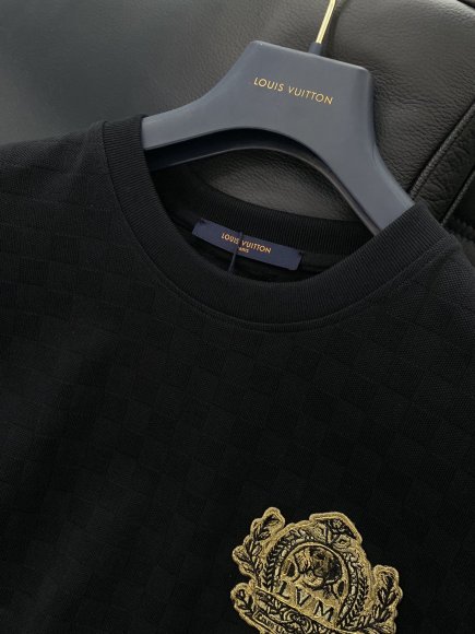 Louis Vuitton - Мужская футболка майка TI_1302LV2