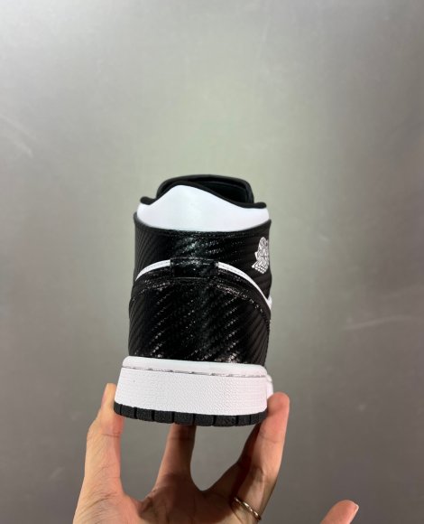 Nike Air Jordan 1 Mid "Invert" Женские кроссовки ZO_2601NI6W