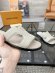 Louis Vuitton - Мужские шлепанцы сандалии RU_0304LV10