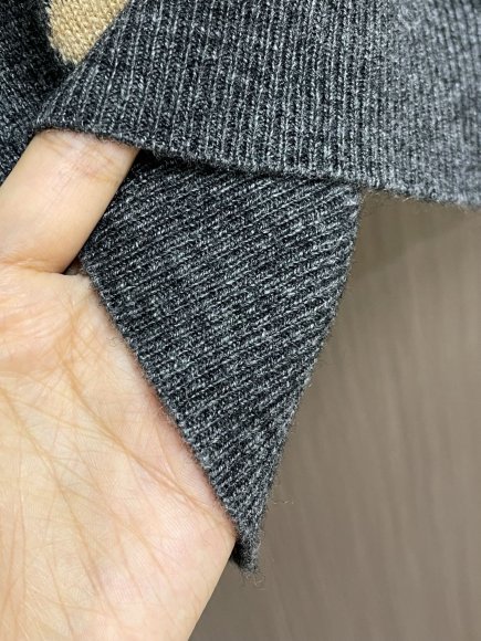 Miu Miu - Мужская кофта свитер поло кардиган DZ_2409MM8