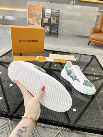Louis Vuitton - Мужские кроссовки RU_1706LV3