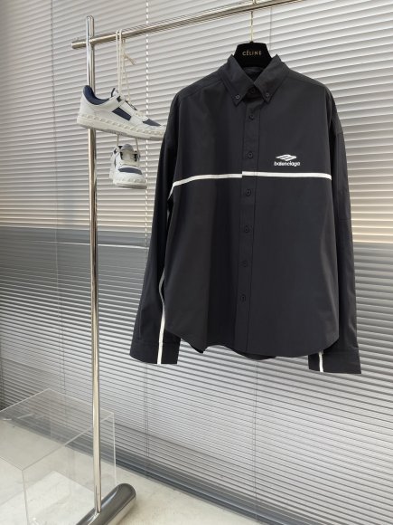 Balenciaga - Мужская рубашка TJ_0801BA3 Balenciaga - Мужская рубашка TJ_0801BA3