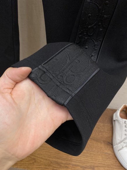 Dior - Мужские повседневные штаны DZ_0611DI3 Dior - Мужские повседневные штаны DZ_0611DI3