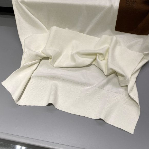 Loewe - Женская шерстяная кофта джемпер BP_2711LO3 Loewe - Женская шерстяная кофта джемпер BP_2711LO3