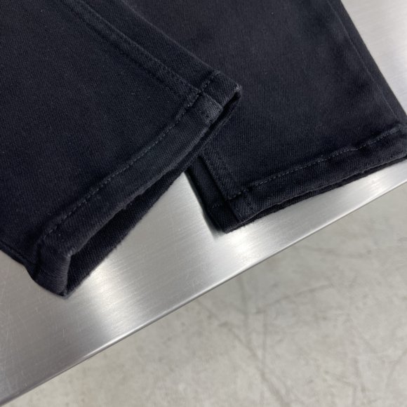 Dolce & Gabbana - Мужские штаны джинсы TJ_0801DG4