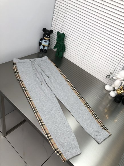 Burberry - Мужские спортивный штаны DZ_2203BU11