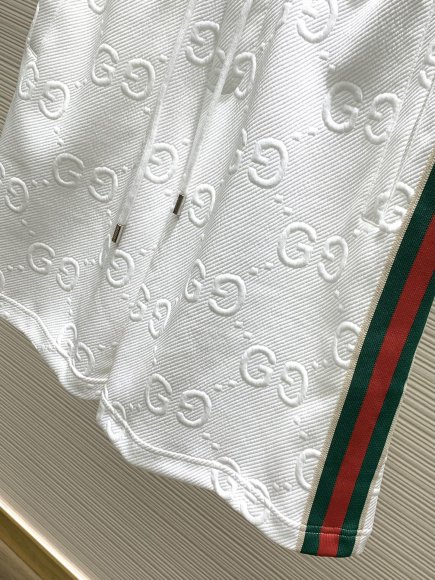 Gucci - Мужские шорты TI_0605GU9