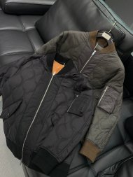 Tods - Мужская стеганая куртка бомбер TI_2612TO4