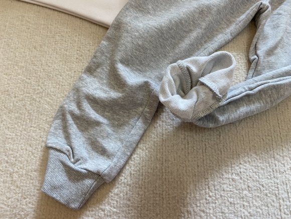 Gucci - Детский спортивный костюм QK_1308GU3 Gucci - Детский спортивный костюм QK_1308GU3