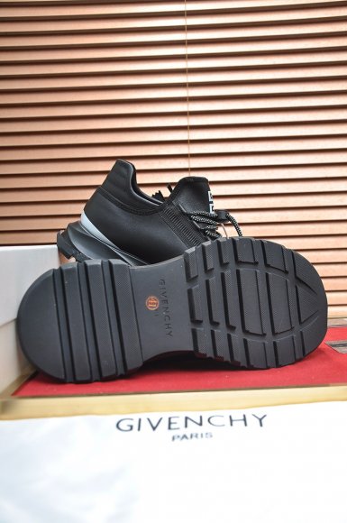Givenchy - Мужские кроссовки ITL_0901GI1 Givenchy - Мужские кроссовки ITL_0901GI1