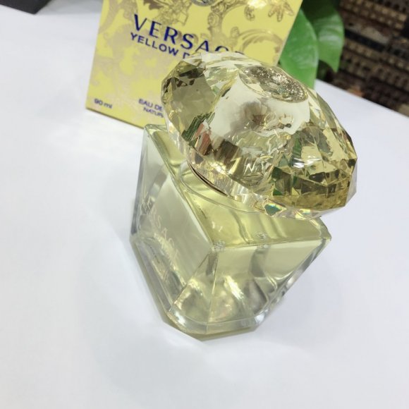 Versace Женская туалетная вода 90мл ML_2308VE6