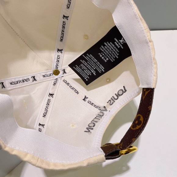 Louis Vuitton - Бейсболка кепка OR_3004LV1