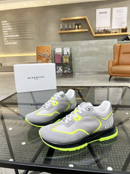 Givenchy - Мужские кроссовки RU_1205GI4