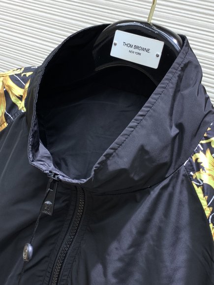 Versace - Мужская ветровка куртка TI_2309VE3 Versace - Мужская ветровка куртка TI_2309VE3