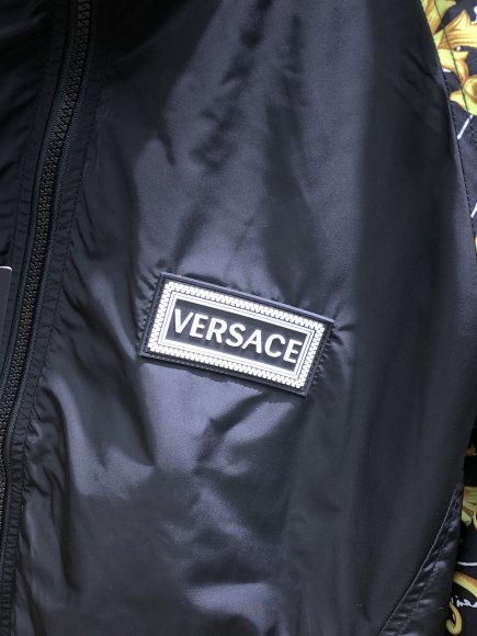 Versace - Мужская ветровка куртка TI_2309VE3 Versace - Мужская ветровка куртка TI_2309VE3