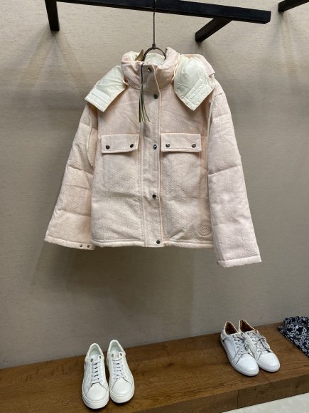 Gucci - Женская демисезонная куртка пуховик DZ_0611GU6