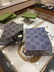 Gucci - Шерстяной шарф JX_0412GU4