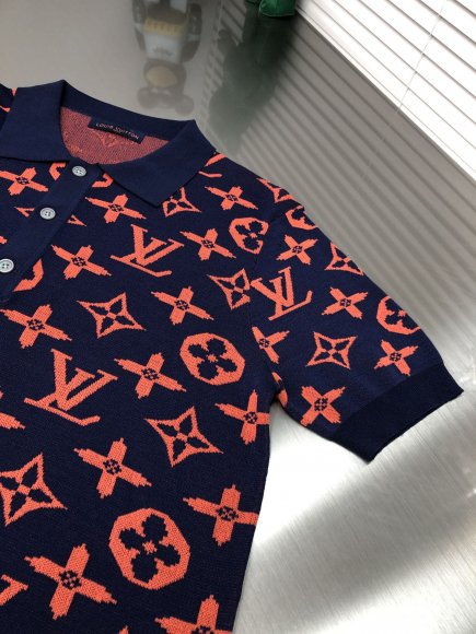 Louis Vuitton - Мужская трикотажная футболка майка поло DZ_2203LV14 Louis Vuitton - Мужская трикотажная футболка майка поло DZ_2203LV14