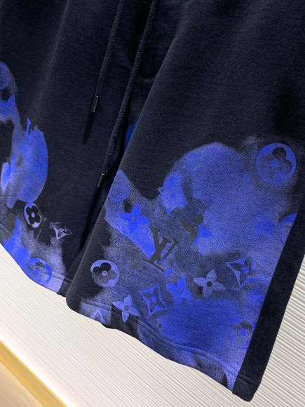 Louis Vuitton - Мужские шорты TI_0605LV12 Louis Vuitton - Мужские шорты TI_0605LV12