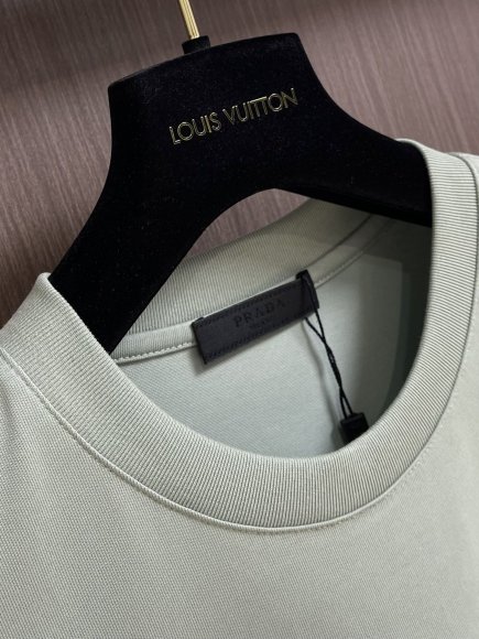 Prada - Мужская футболка майка DZ_2107PR10 Prada - Мужская футболка майка DZ_2107PR10