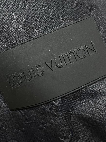 Louis Vuitton - Мужская куртка пуховик DZ_0611LV7