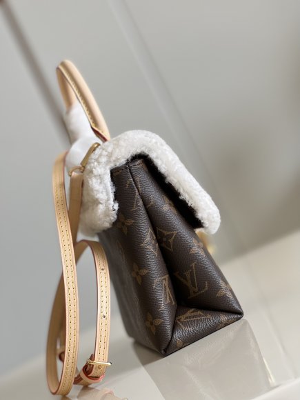 Louis Vuitton Locky BB Cozygram Сумка мессенджер LG_2510LV1