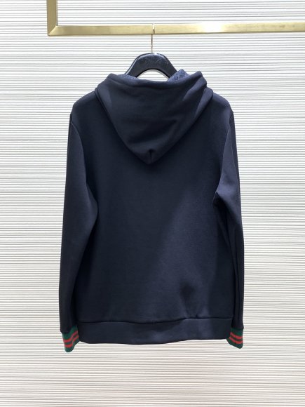 Gucci - Мужской спортивный костюм TI_2309GU5 Gucci - Мужской спортивный костюм TI_2309GU5