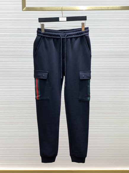 Gucci - Мужской спортивный костюм TI_2309GU5 Gucci - Мужской спортивный костюм TI_2309GU5