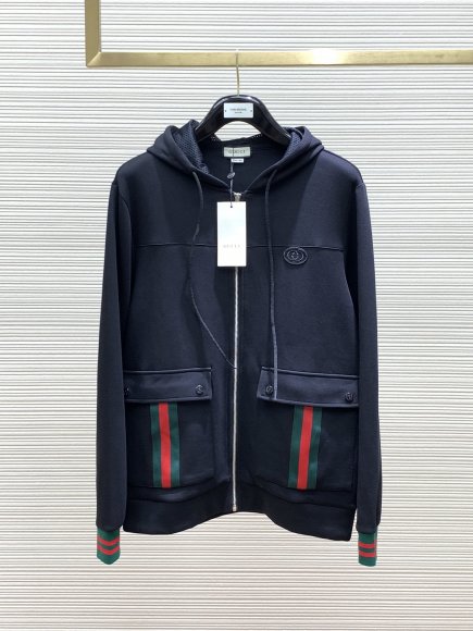 Gucci - Мужской спортивный костюм TI_2309GU5 Gucci - Мужской спортивный костюм TI_2309GU5
