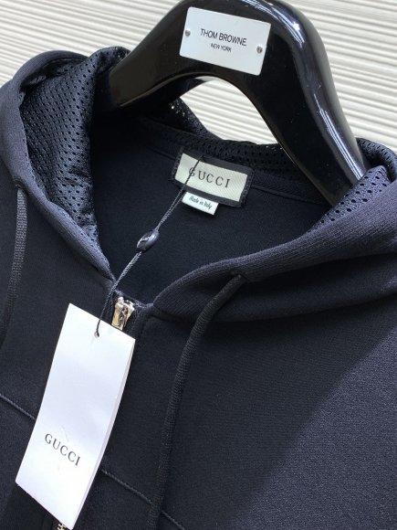 Gucci - Мужской спортивный костюм TI_2309GU5 Gucci - Мужской спортивный костюм TI_2309GU5