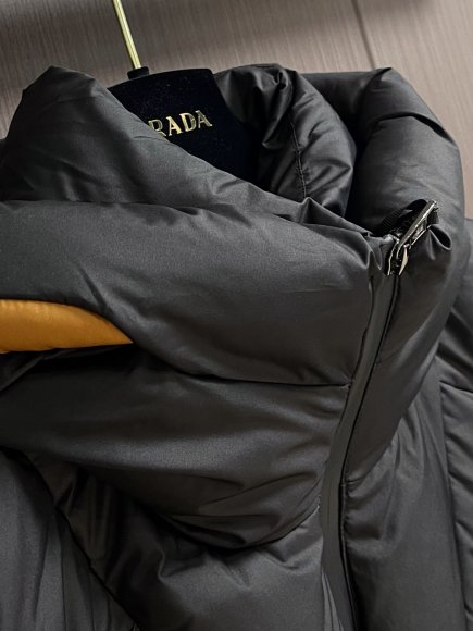 Moncler - Мужская куртка пуховик DZ_0611MO8