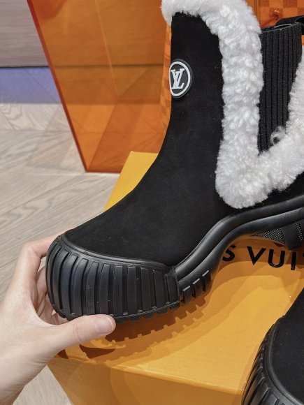 Louis Vuitton - Женские ботинки сапоги MO_2612LV2