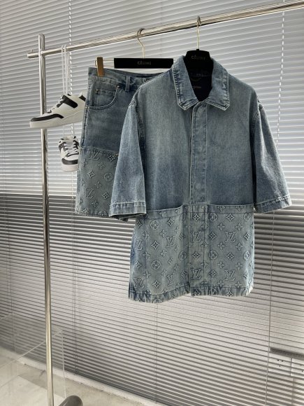 Louis Vuitton - Мужская джинсовая рубашка жакет TJ_2207LV1 Louis Vuitton - Мужская джинсовая рубашка жакет TJ_2207LV1