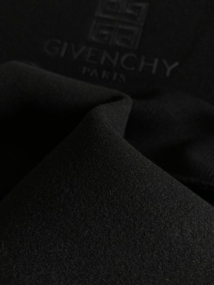 Givenchy - Мужская кофта свитер DF_2011GI3 Givenchy - Мужская кофта свитер DF_2011GI3