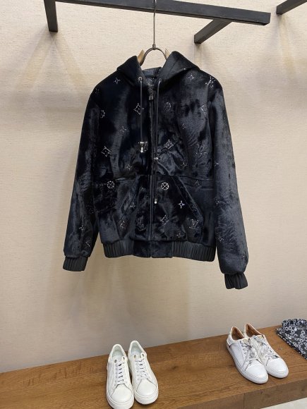 Louis Vuitton - Мужская куртка ветровка толстовка DZ_1702LV1
