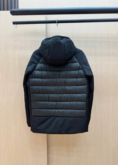 Moncler - Мужская куртка ветровка пуховик DZ_1109MO2 Moncler - Мужская куртка ветровка пуховик DZ_1109MO2