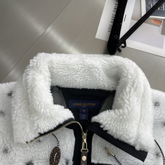 Louis Vuitton - Мужская куртка ветровка толстовка TJ_2712LV1