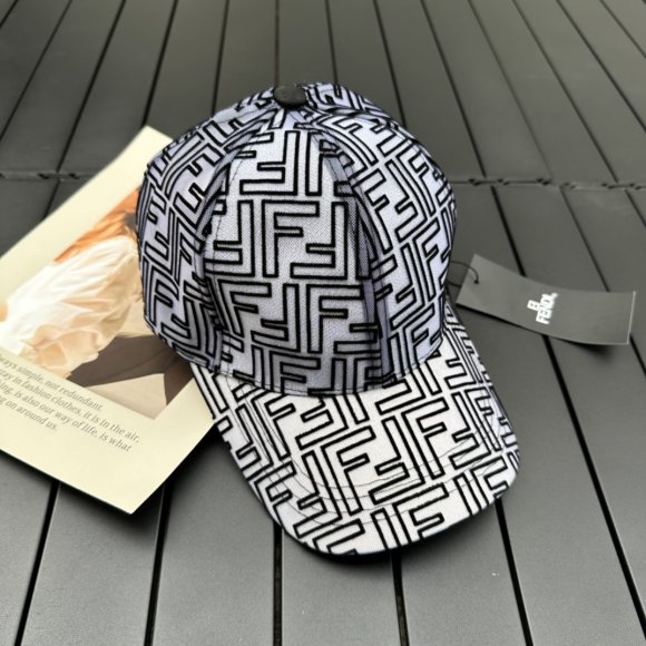 Fendi - Бейсболка кепка AO_2504FE4 Fendi - Бейсболка кепка AO_2504FE4