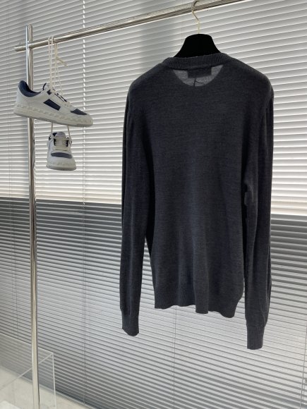 Fendi - Мужская шерстяная кофта свитер DZ_2612FE2 Fendi - Мужская шерстяная кофта свитер DZ_2612FE2