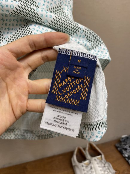 Louis Vuitton - Мужская футболка майка DZ_0705LV5
