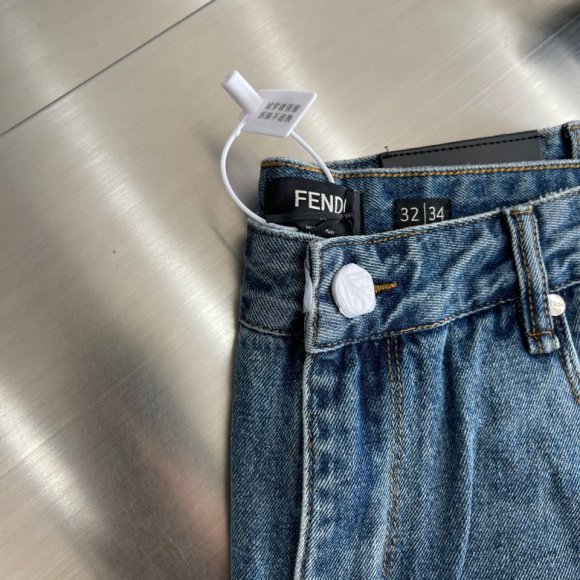 Fendi - Мужские штаны джинсы AH_0408FE2 Fendi - Мужские штаны джинсы AH_0408FE2