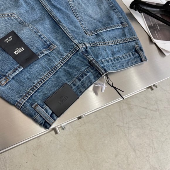 Fendi - Мужские штаны джинсы AH_0408FE2 Fendi - Мужские штаны джинсы AH_0408FE2